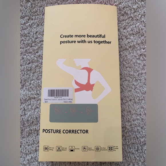NEW Posture Corrector for Women, Adjustable Upper Back Brace in Pink Size Large - Picture 4 of 10
